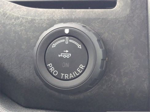 Used 2024 Ford Expedition Limited image 27