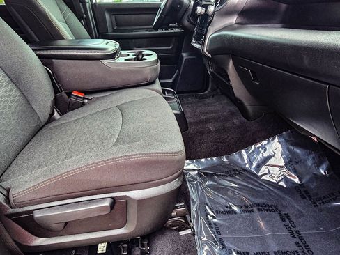 Used 2025 RAM 3500 Tradesman image 39