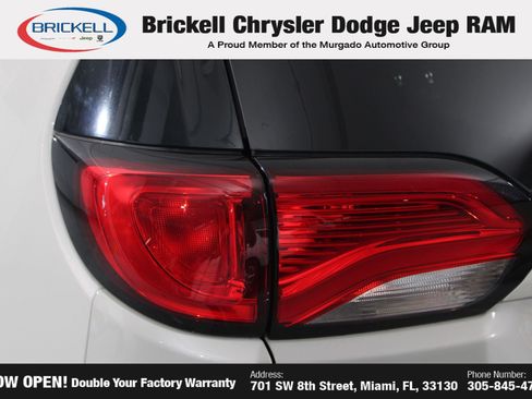 Used 2020 Chrysler Pacifica Touring w/ Advanced Safetytec Group FWD image 10