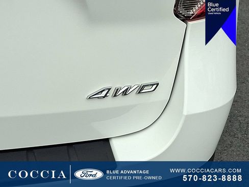 Certified 2023 Ford Explorer XLT w/ Equipment Group 202A AWD/4WD image 32