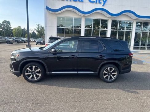 Used 2023 Honda Pilot Elite image 5