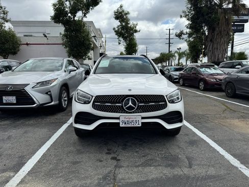 Used 2020 Mercedes-Benz GLC 300 image 2