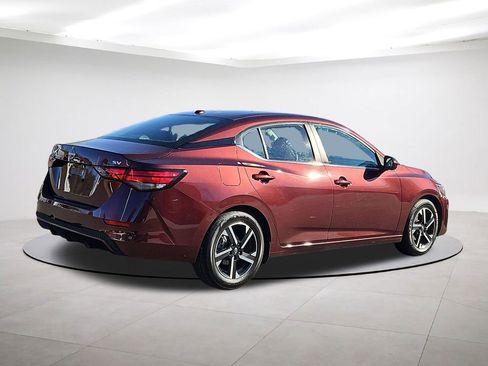 Used 2024 Nissan Sentra SV image 7