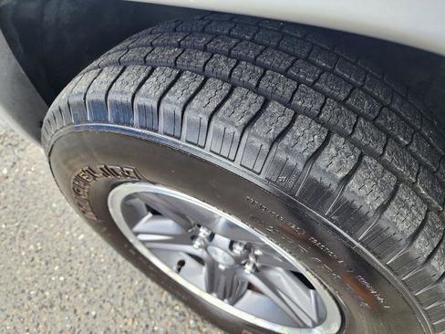 Used 2003 Jeep Liberty Renegade image 36