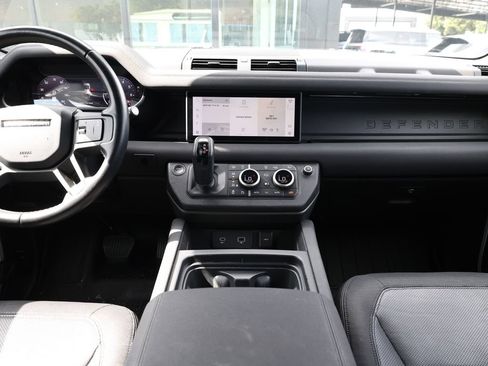 Used 2023 Land Rover Defender 110 X-Dynamic SE AWD/4WD image 28
