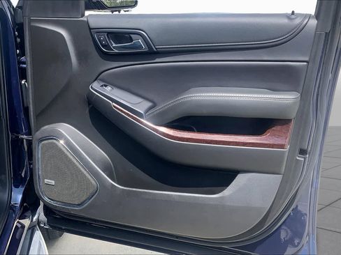 Used 2018 GMC Yukon SLE RWD image 25