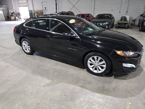 Used 2020 Chevrolet Malibu LT FWD image 15