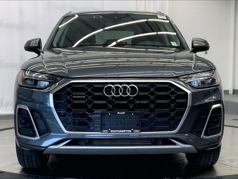 Certified 2023 Audi Q5 2.0T Premium w/ Convenience Package AWD/4WD image 2