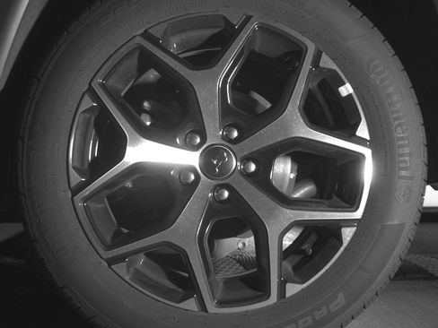 Used 2025 Jeep Compass Limited image 14