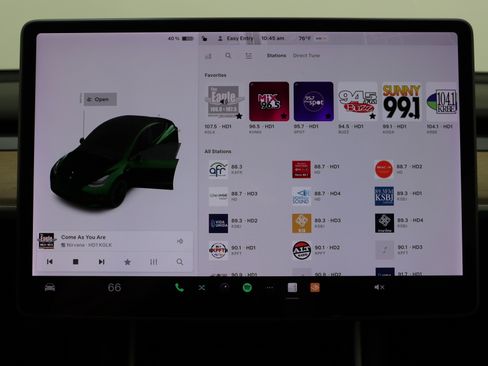 Used 2021 Tesla Model Y Performance image 18