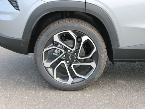 New 2026 Chevrolet Trax RS w/ Driver Confidence Package FWD image 13