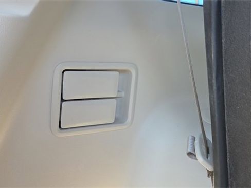 Used 2023 GMC Acadia Denali w/ Denali Technology Package image 27