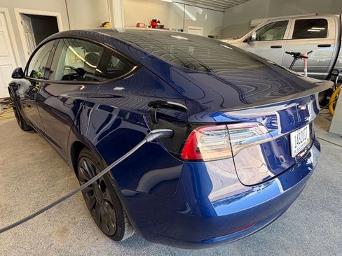 Used 2023 Tesla Model 3 Performance AWD/4WD image 5