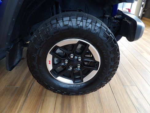 Used 2020 Jeep Wrangler Rubicon w/ Cold Weather Group AWD/4WD image 4