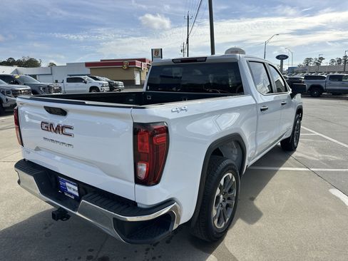 Used 2025 GMC Sierra 1500 Pro w/ Pro Value Package image 6