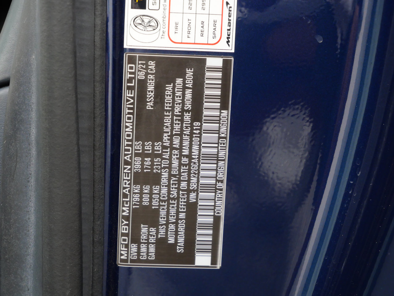 Used 2021 McLaren GT RWD image 24