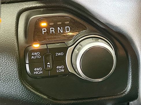 Used 2022 RAM 1500 Big Horn AWD/4WD image 16