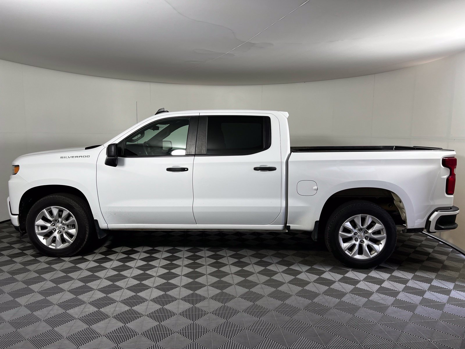 Used 2022 Chevrolet Silverado 1500 Custom RWD image 8