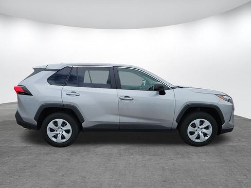 Certified 2025 Toyota RAV4 LE AWD/4WD image 4
