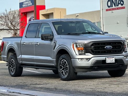 Used 2021 Ford F150 XLT w/ Equipment Group 302A High image 9