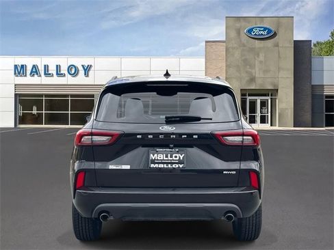 Certified 2024 Ford Escape ST-Line image 3