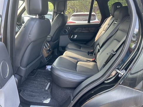 Used 2018 Land Rover Range Rover Supercharged AWD/4WD image 10