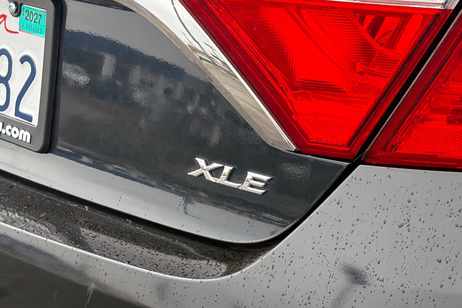 Used 2015 Toyota Camry XLE FWD image 40
