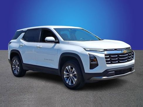 Used 2025 Chevrolet Equinox LT FWD image 3