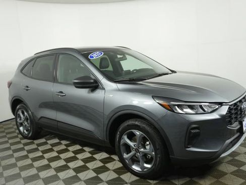 Certified 2025 Ford Escape ST-Line image 2