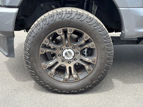 Used 2021 Ford F250 Platinum w/ FX4 Off-Road Package AWD/4WD image 10