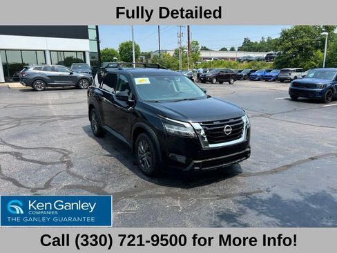 Used 2022 Nissan Pathfinder SV AWD/4WD image 6