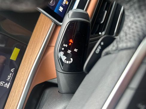 New 2026 Volkswagen Tiguan SEL R-Line image 11