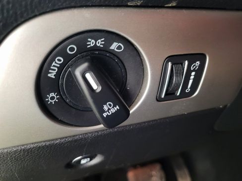 Used 2019 Dodge Durango SXT image 43