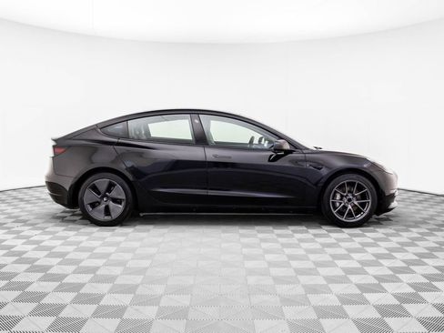Used 2021 Tesla Model 3 Standard Range Plus image 6