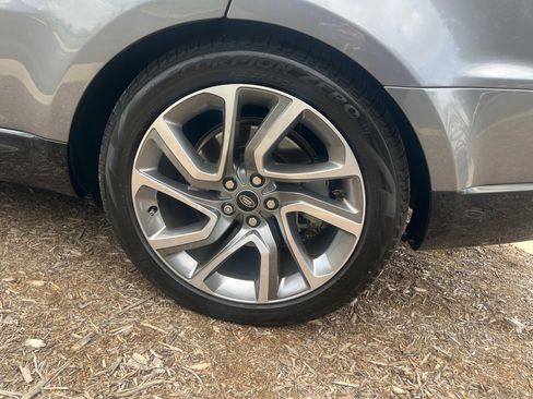 Used 2022 Land Rover Range Rover Sport HSE Silver Edition image 20