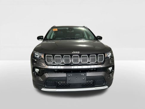 Used 2022 Jeep Compass Limited image 6