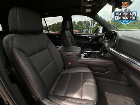 Used 2025 Chevrolet Tahoe RST w/ Comfort Package AWD/4WD image 13