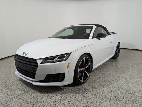 Used 2018 Audi TT 2.0T image 3