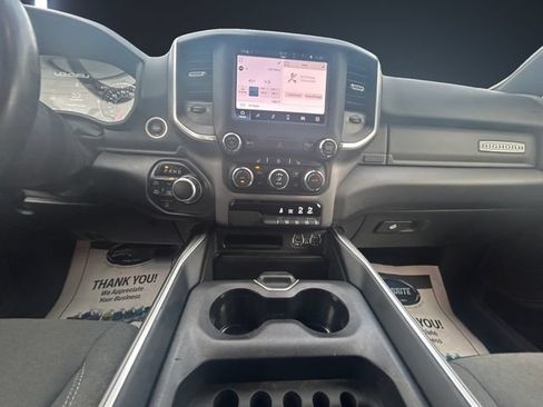 Used 2022 RAM 1500 Big Horn AWD/4WD image 11