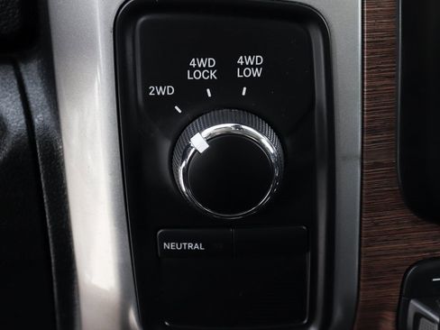 Used 2017 RAM 2500 Laramie w/ Sport Appearance Group image 28