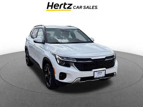 Used 2025 Kia Seltos S image 1