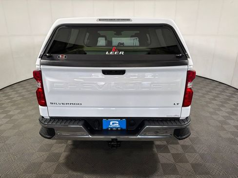 Used 2023 Chevrolet Silverado 1500 LT AWD/4WD image 7