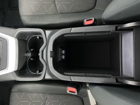Used 2023 Toyota RAV4 XLE image 28
