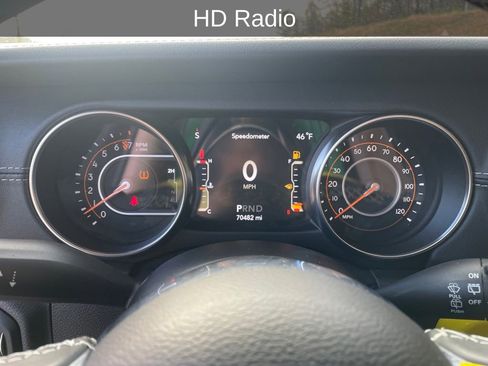 Used 2021 Jeep Wrangler Unlimited Sahara image 17