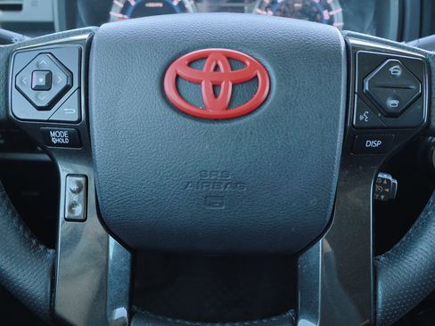 Used 2019 Toyota 4Runner TRD Off-Road Premium image 19