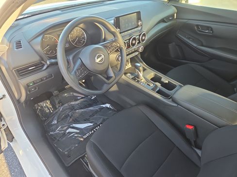 Used 2024 Nissan Sentra S FWD image 15