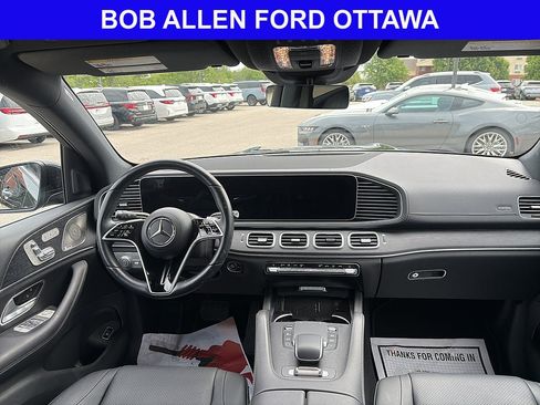 Used 2025 Mercedes-Benz GLS 450 4MATIC image 15