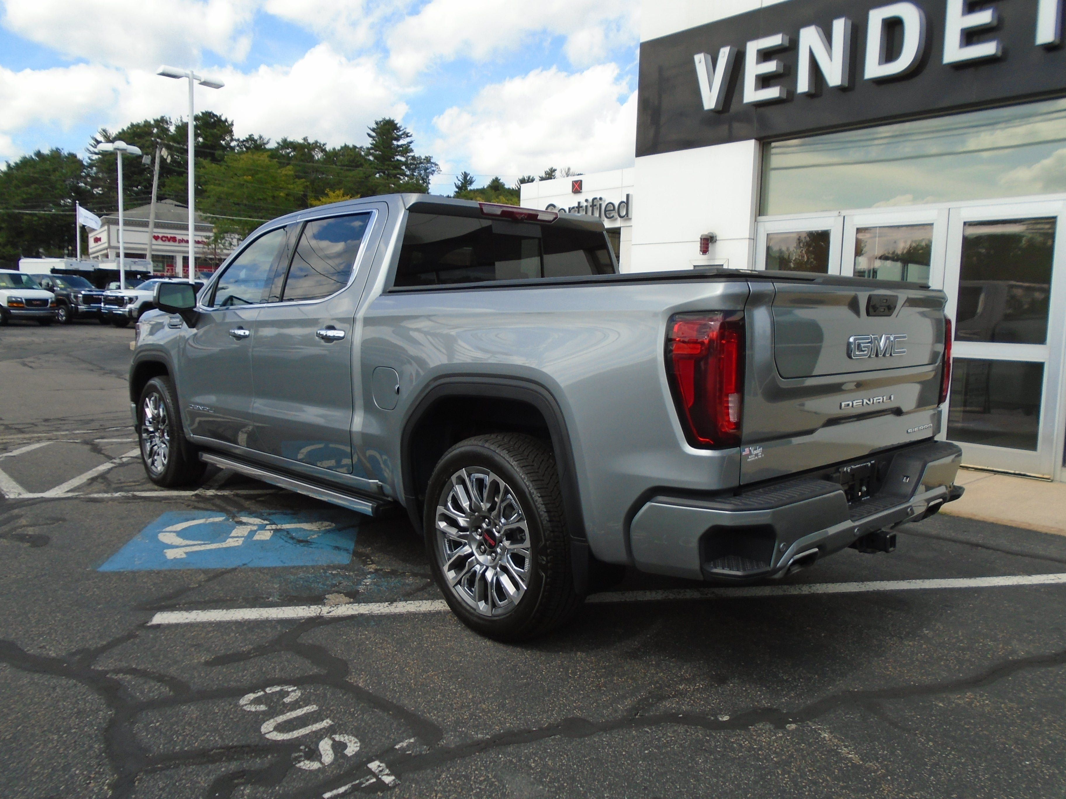 Certified 2025 GMC Sierra 1500 Denali Ultimate AWD/4WD image 9