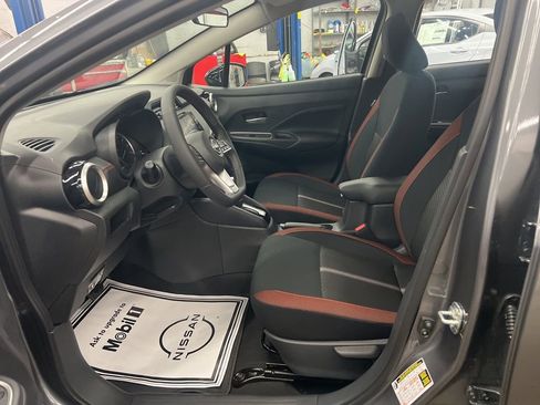 New 2025 Nissan Versa SR image 26