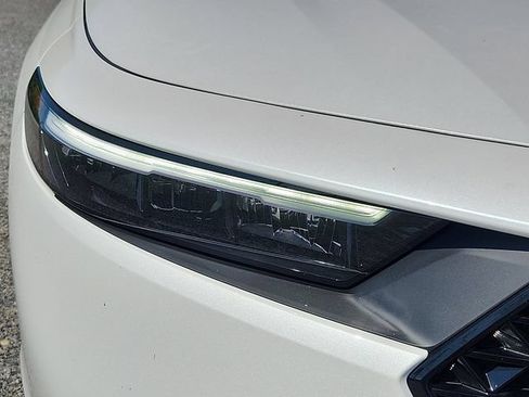 Certified 2026 Honda Accord SE image 9